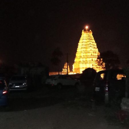 Ranjana Guesthouse Hampi Zewnętrze zdjęcie
